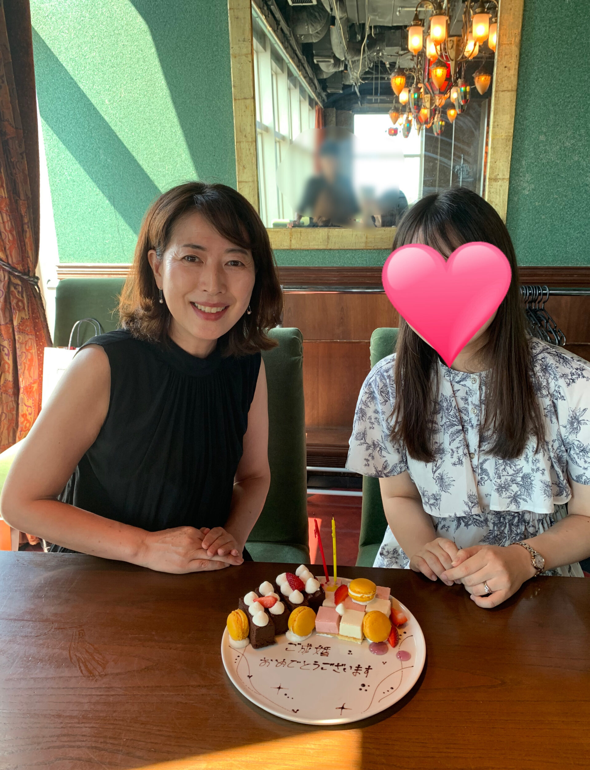 ２０代女性の画像
